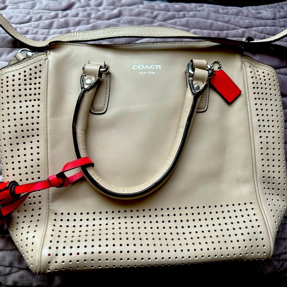 Coach Crossbody Bag - Picture 2 of 9